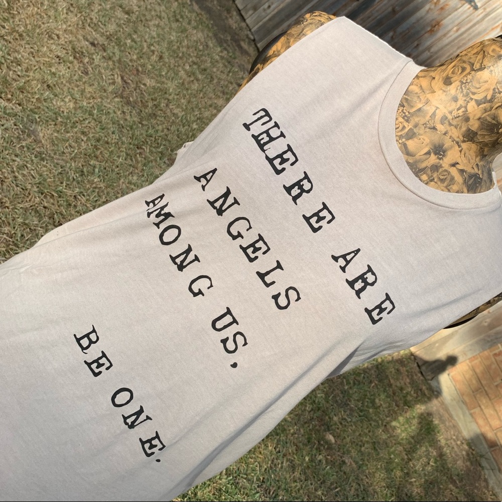 “Angels Among Us” Sleeveless T-Shirt || Small